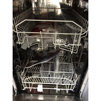 Отдельностоящая посудомоечная машина Hotpoint-Ariston LSF 712 EU
