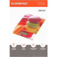 Кухонные весы StarWind SWS101