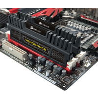 Оперативная память Corsair Vengeance Black 8GB DDR3 PC3-12800 (CMZ8GX3M1A1600C9)
