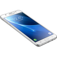 Смартфон Samsung Galaxy J7 (2016) White [J7108]