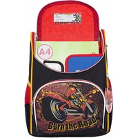 Школьный рюкзак Grizzly RAm-085-5/1 (черный/красный)