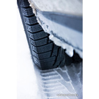 Зимние шины Ikon Tyres Hakkapeliitta R 205/60R16 92R