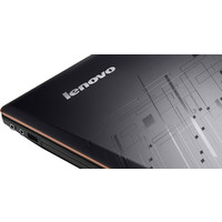 Игровой ноутбук Lenovo IdeaPad Y480