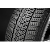 Зимние шины Pirelli Scorpion Winter 275/45R21 107V
