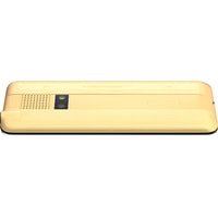 Кнопочный телефон Maxvi X900 (золотистый)