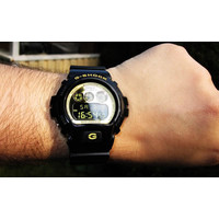 Наручные часы Casio DW-6900CB-1
