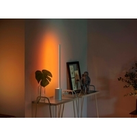 Ночник Philips Hue Signe Table Lamp