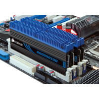 Оперативная память Corsair Dominator 4x2GB DDR3 PC3-12800 KIT (CMP8GX3M4A1600C8)