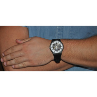 Наручные часы Swatch Skeletor SUOB134