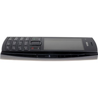 Кнопочный телефон Nokia X2-02