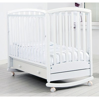 Классическая детская кроватка Гандылян Дашенька (белый, качалка-колесо)