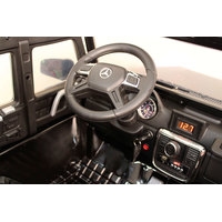 Электромобиль RiverToys Mercedes-Benz G63 AMG 4WD X555XX (черный)