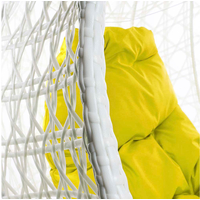Подвесное кресло M-Group Капля Люкс 11030111 (белый ротанг/желтая подушка)
