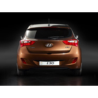 Легковой Hyundai i30 Premium Hatchback 1.6td 6AT (2012)