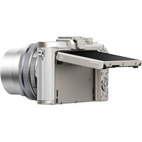 Беззеркальный фотоаппарат Olympus PEN E-PL8 Kit 14-42 EZ (белый)
