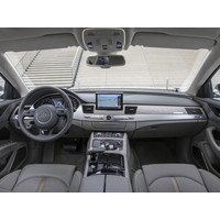 Легковой Audi A8 L Sedan (2013)