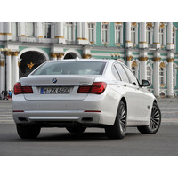Легковой BMW 740d xDrive Sedan 3.0td 8AT (2012)