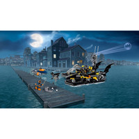 Конструктор LEGO 76034 The Batboad Harbour Pursuit