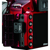Зеркальный фотоаппарат Nikon D3200 Kit 18-200mm VR II