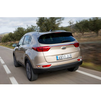 Легковой KIA Sportage Exclusive SUV 2.0i 6AT 4WD (2015)