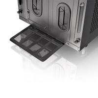 Корпус Thermaltake Core X71 Tempered Glass Edition [CA-1F8-00M1WN-02]