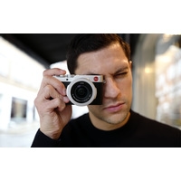 Фотоаппарат Leica D-Lux 7 (серебристый)