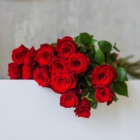 Цветы, букеты LaRose Букет 15 красных роз