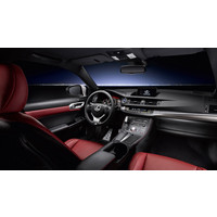 Легковой Lexus CT 200h F Sport Hatchback 1.8i E-CVT (2014)
