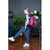 Школьный рюкзак Hummingbird T108 (розовый)