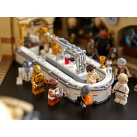 Конструктор LEGO Star Wars 75290 Кантина Мос-Эйсли