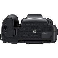 Зеркальный фотоаппарат Nikon D7500 Kit 18-55 VR