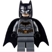 Конструктор LEGO DC Super Heroes 76160 Мобильная база Бэтмена