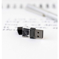 USB Flash Leef Ice Black 32GB (LFICE-032BLR)