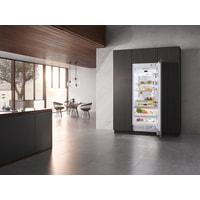 Однокамерный холодильник Miele K 2801 Vi