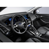 Легковой Ford Focus Trend Hatchback 2.0td (115) 6AT (2010)
