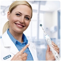 Электрическая зубная щетка Oral-B Genius 9100S D701.545.6XC (белый)
