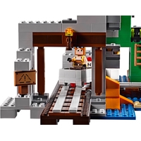 Конструктор LEGO Minecraft 21155 Шахта крипера