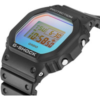 Наручные часы Casio G-Shock DW-5600SR-1E