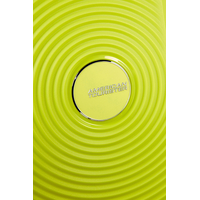 Чемодан-спиннер American Tourister Soundbox Tropical Lime 55 см