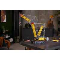Конструктор LEGO Technic 42146 Гусеничный кран Liebherr LR 13000