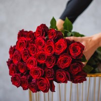 Цветы, букеты LaRose 51 красная роза