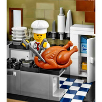 Конструктор LEGO 10243 Parisian Restaurant