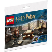 Конструктор LEGO Harry Potter 30392 Учебный стол Гермионы