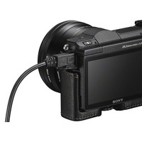 Чехол Sony LCS-EBD (черный)