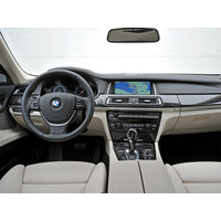 Легковой BMW 760i Sedan 6.0t 8AT (2012)