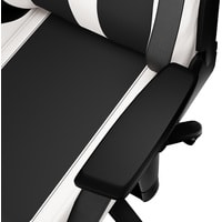 Кресло Genesis Nitro 650 (черный/белый)