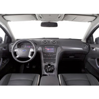 Легковой Ford Mondeo Titanium Luxury Hatchback 2.2td 6AT (2010)