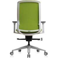 Кресло Bestuhl J1G120M (белая крестовина, зеленый)