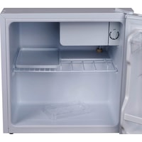 Однокамерный холодильник Hyundai CO0502 (белый)