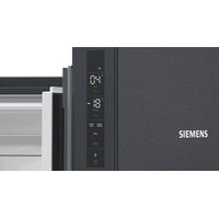 Четырёхдверный холодильник Siemens iQ500 KF96NAXEA